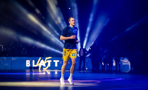 示了强大的 示了强大的